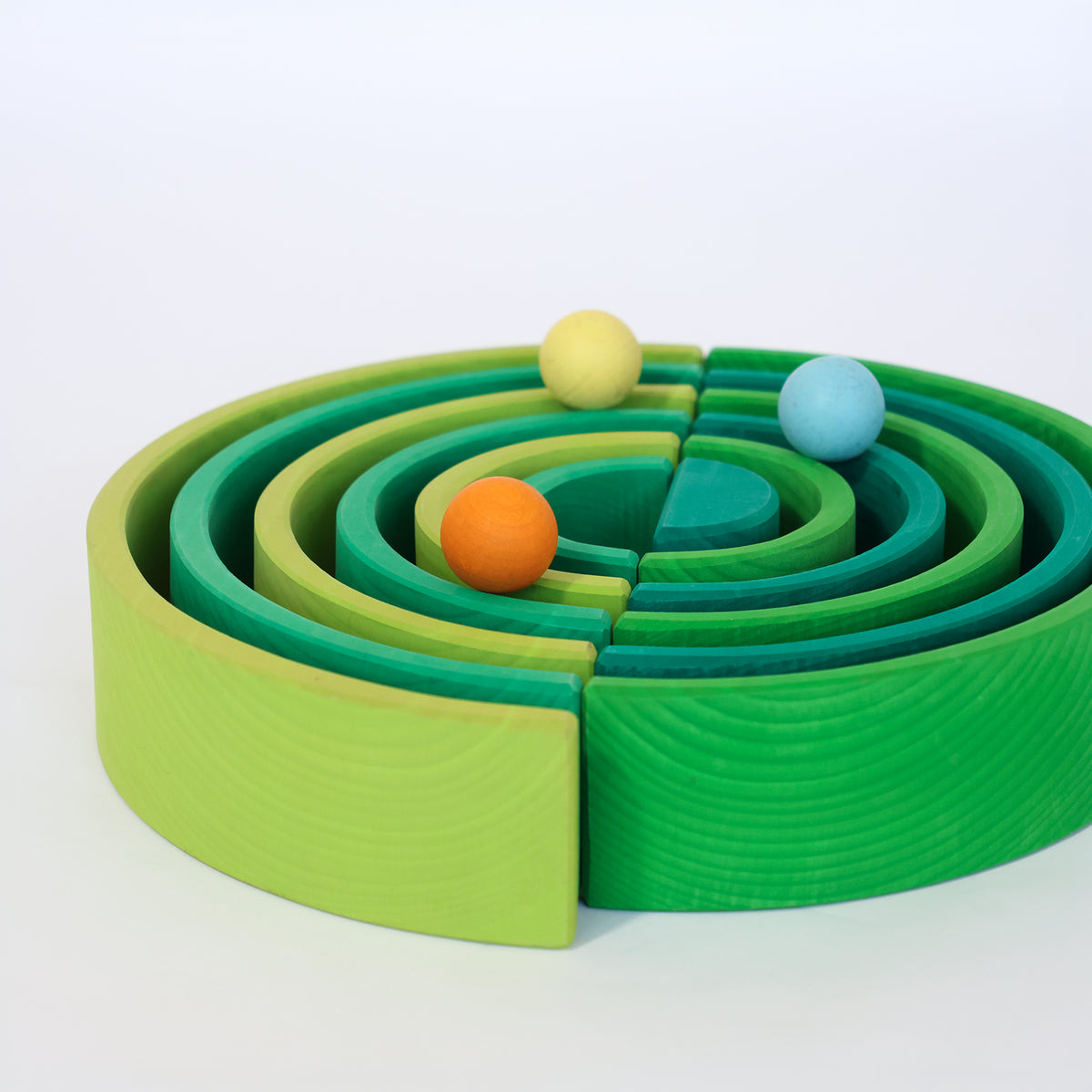Large Rainbow meadow green
