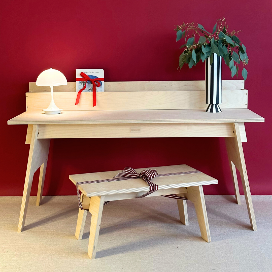 FUYU children's desk