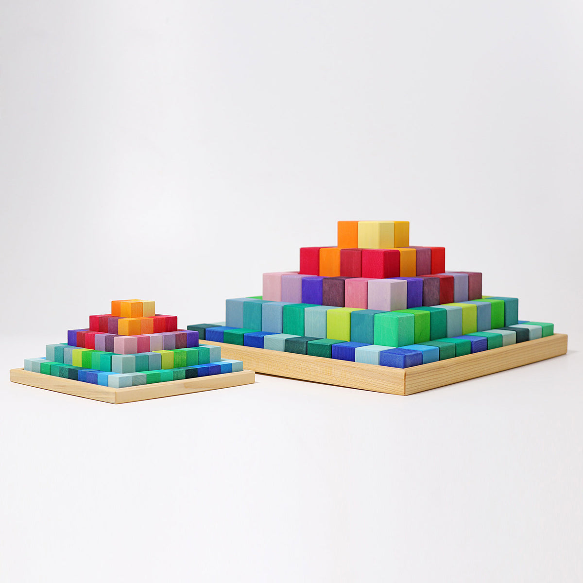 small step pyramid