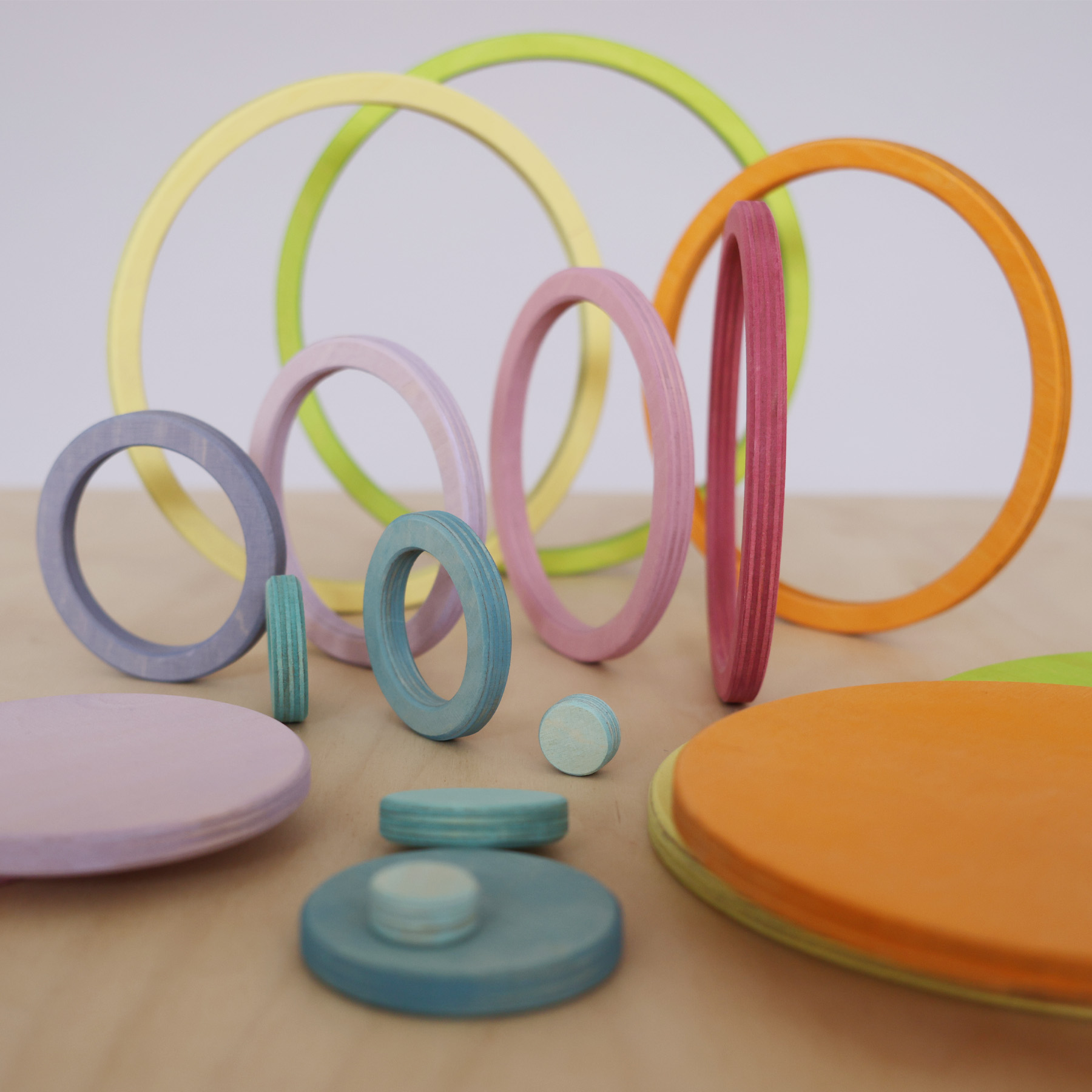 Concentric Circles and Rings Pastel