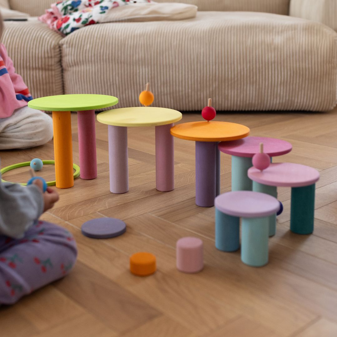 Rainbow Spinning Tops VE 6 pcs.