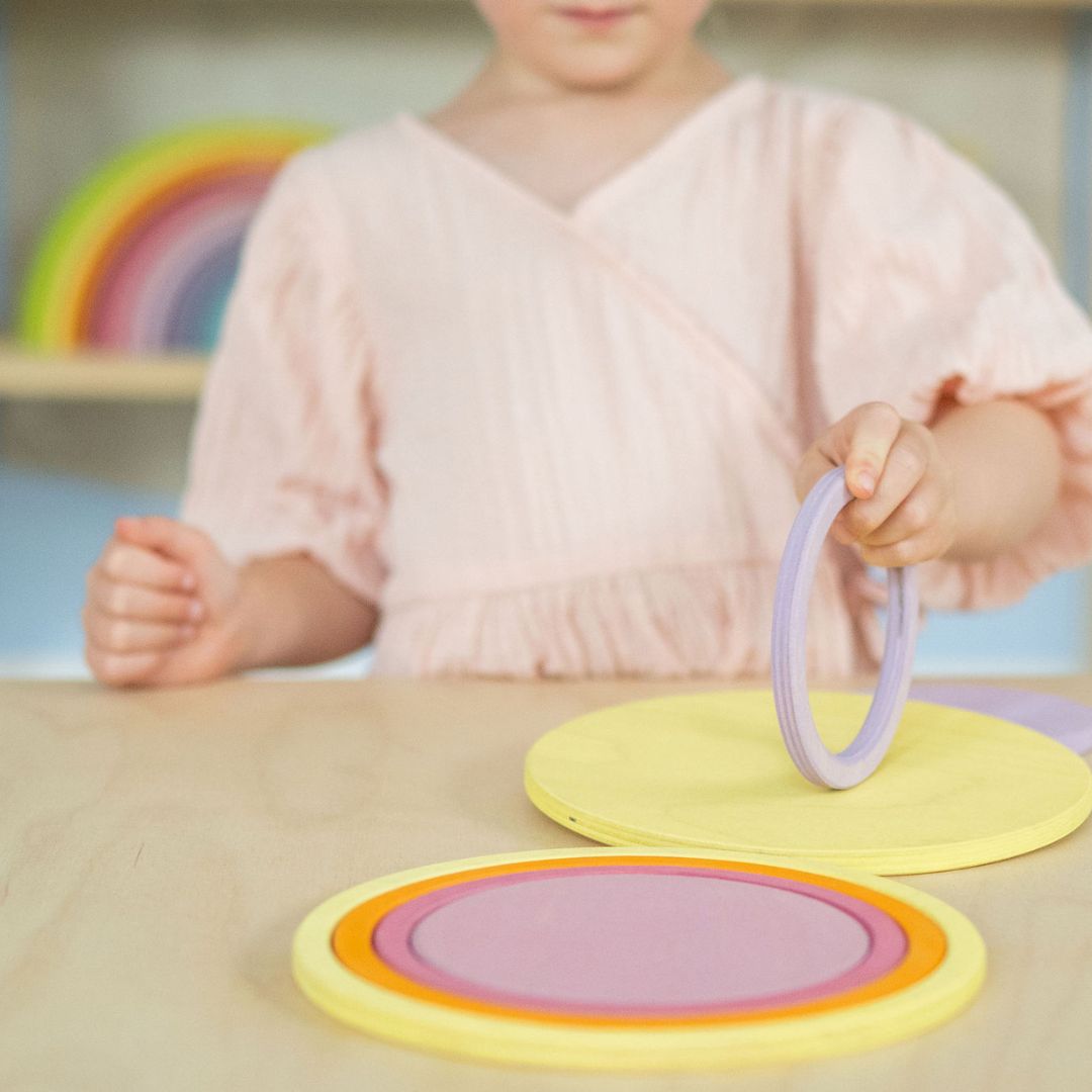 Concentric Circles and Rings Pastel